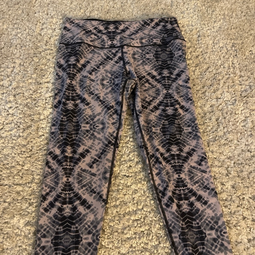 Victoria Sport Black and pink Active Leggings large
